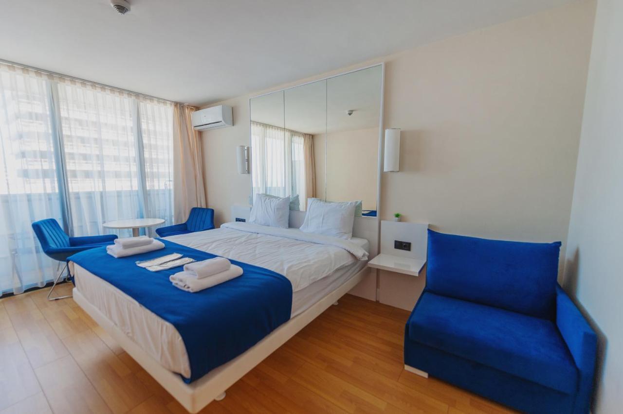 Orbi City Center Sea View Aparthotel Batumi Esterno foto