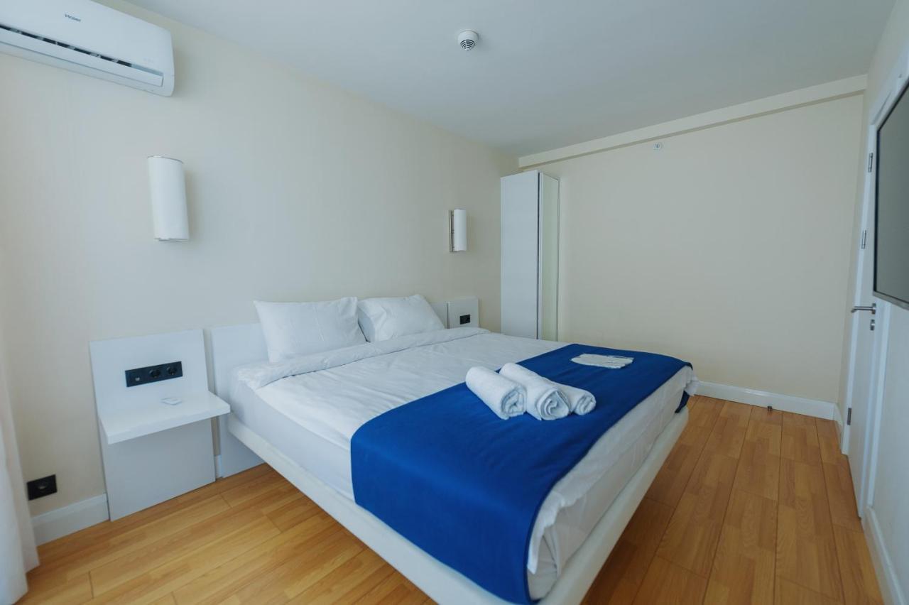 Orbi City Center Sea View Aparthotel Batumi Esterno foto